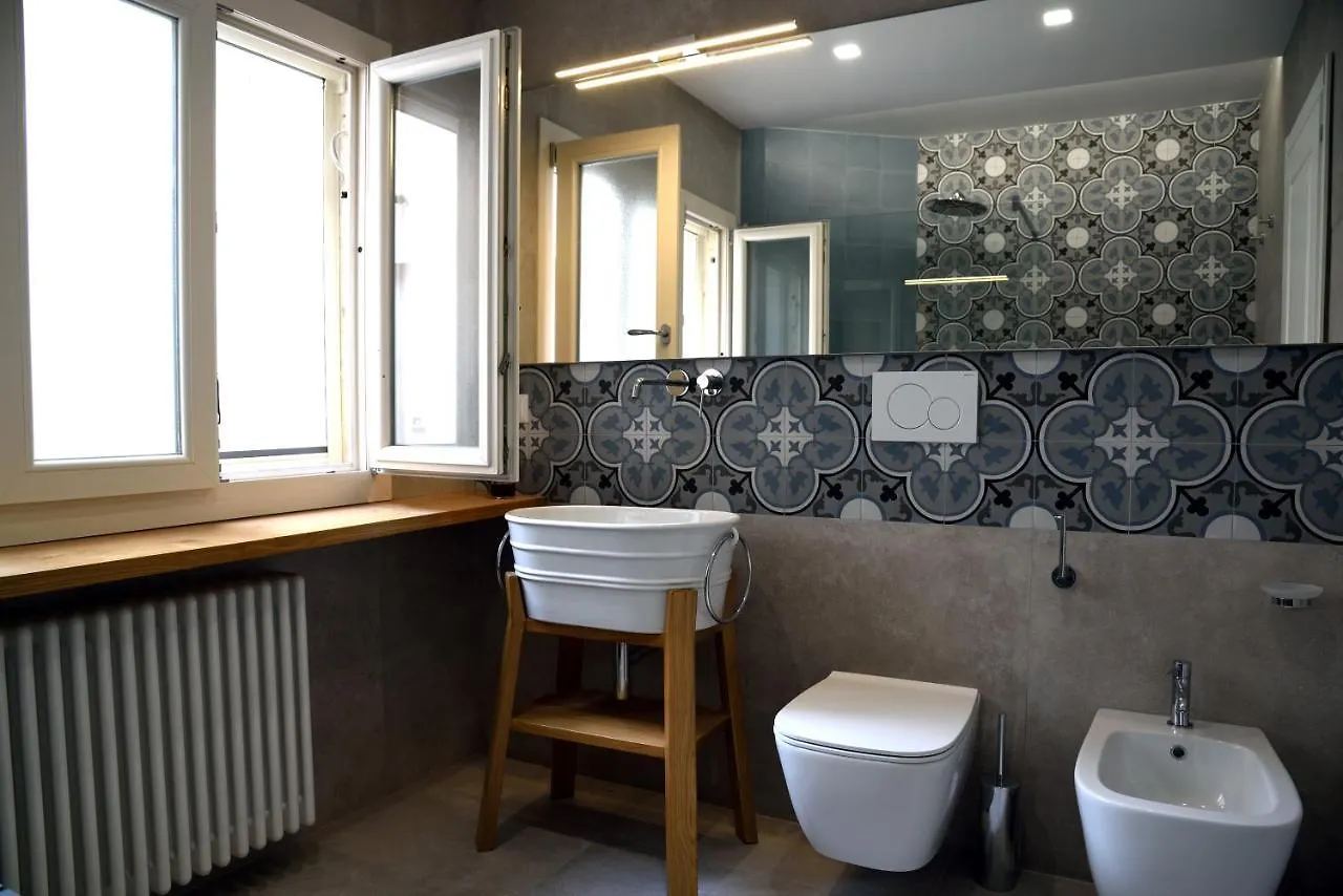 Li Frati Suite Lecce 0*,  Italië